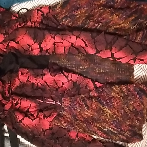 ONE-OF-A-KIND cardigan - Picture 2 of 3
